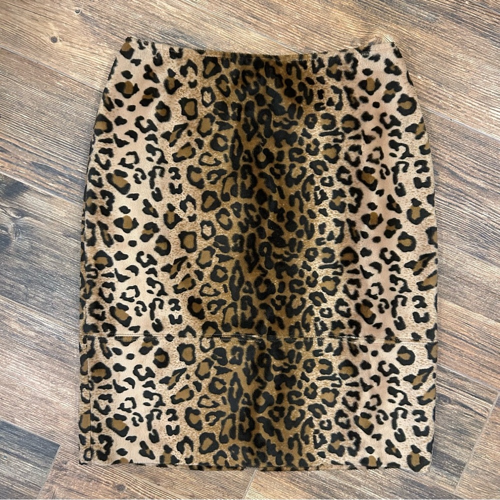 Karen Kane InStyle Leopard Print Pencil Skirt Size 6